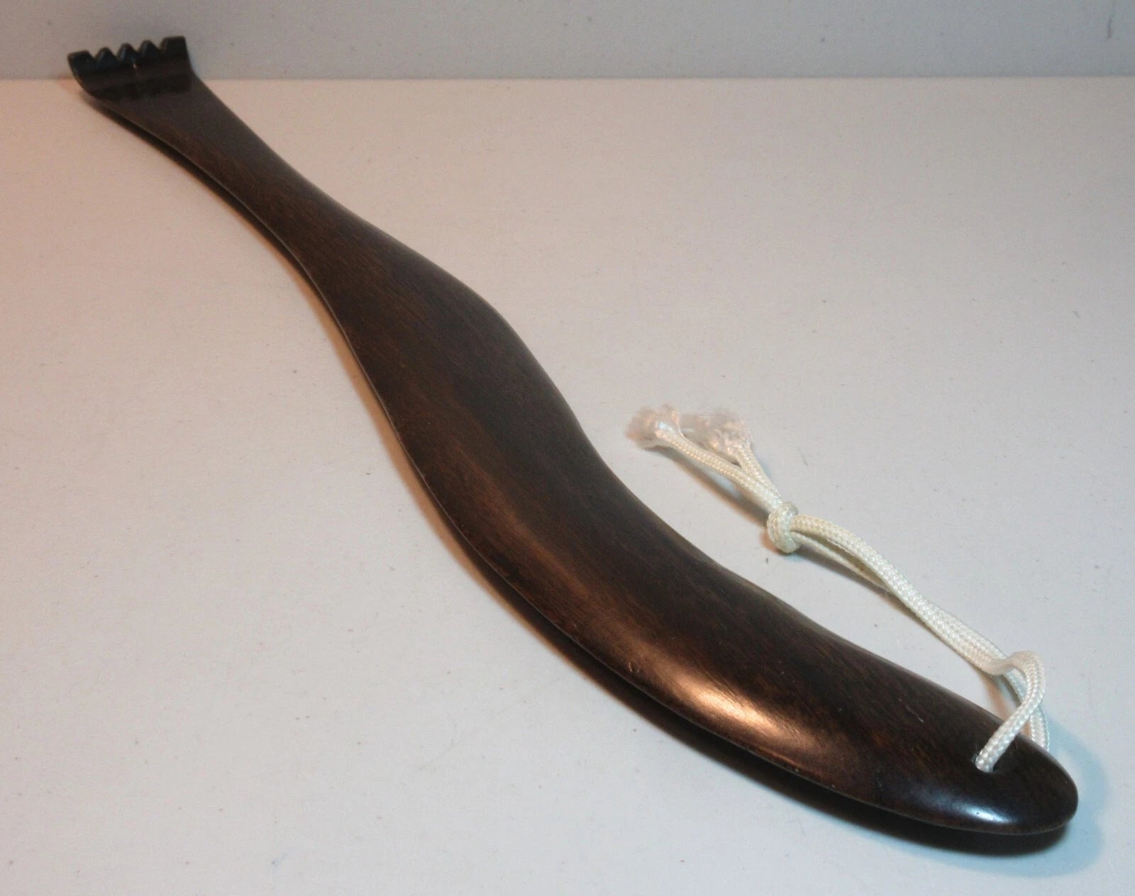 Hardwood BACKSCRATCHER