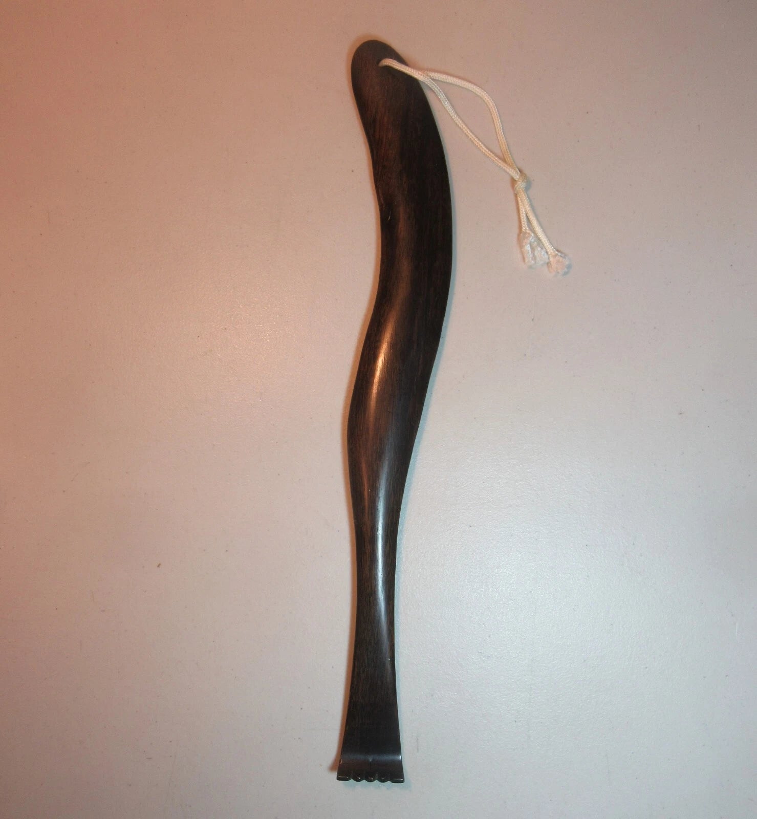 Hardwood BACKSCRATCHER