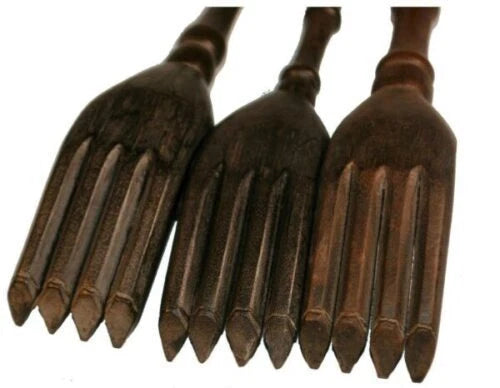 Fair Trade Hand Carved And Painted Balinese Wooden Back Scratcher 44Cm Massager